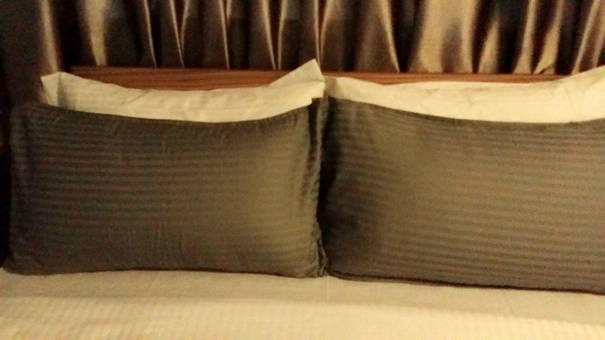 นิว บูทิก โฮเต็ล Hotel ยะโฮร์บาห์รู ภายนอก รูปภาพ