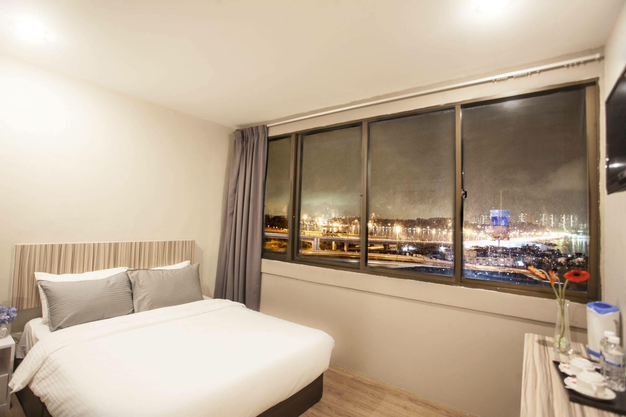 นิว บูทิก โฮเต็ล Hotel ยะโฮร์บาห์รู ภายนอก รูปภาพ